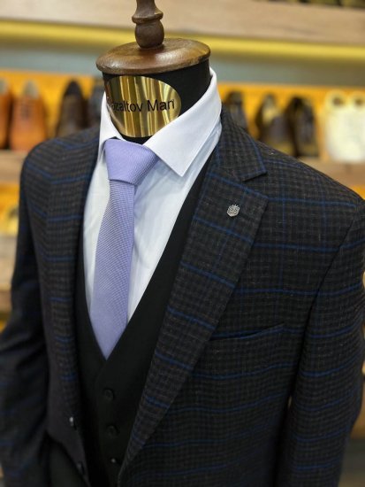 Костюм MAZALTOVMAN 3-ка Черный в клетку